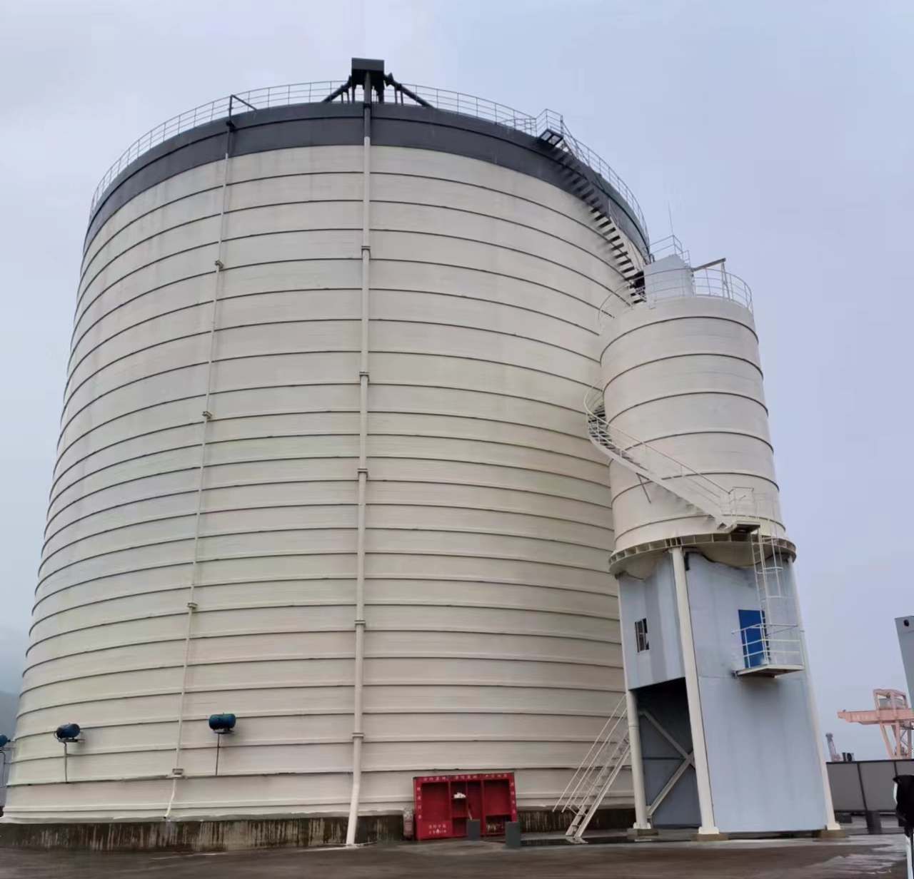 朝天10万吨水泥钢板库